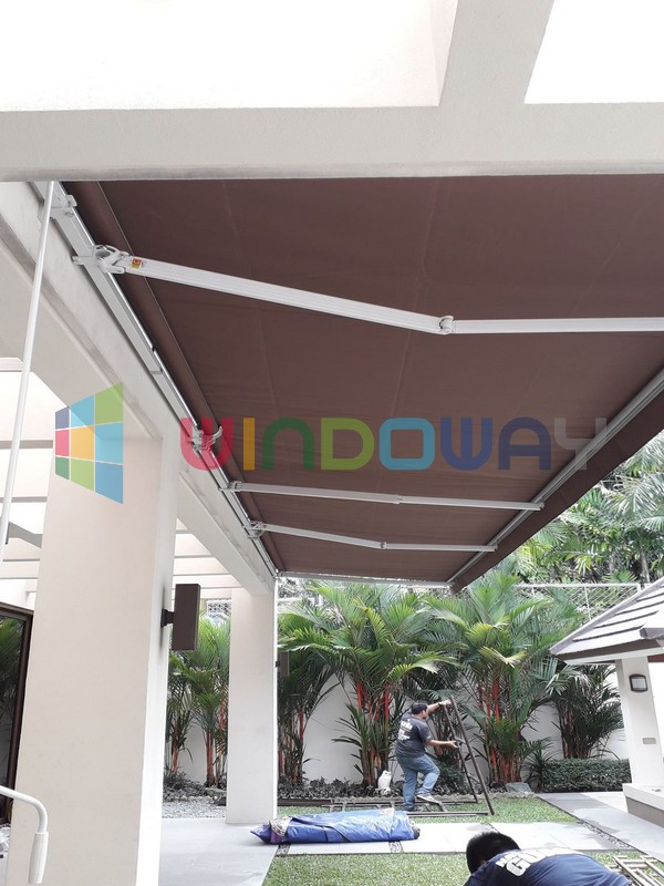green-meadows-quezon-city-retractable-awning-philippines3.jpg